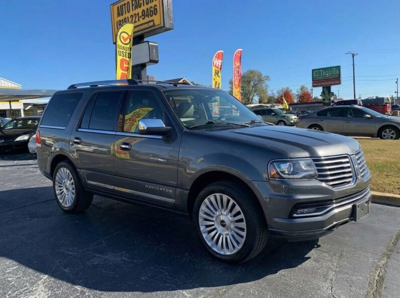 2017 Lincoln Navigator Select