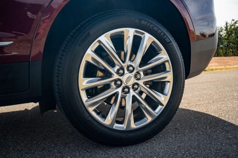 2017 Cadillac XT5 Platinum