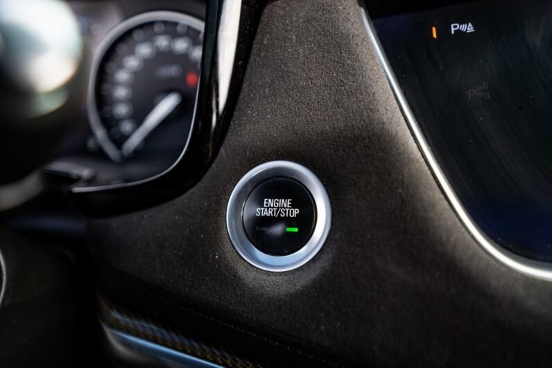 2017 Cadillac XT5 Platinum