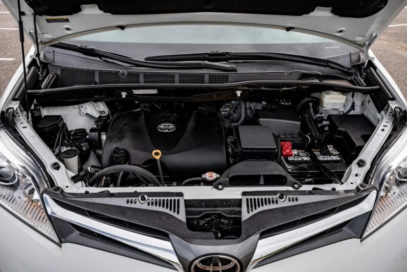 2018 Toyota Sienna L