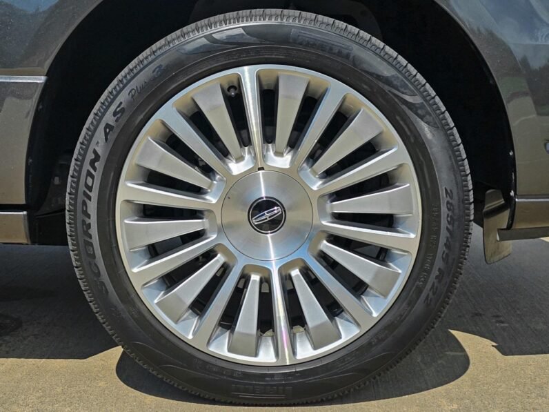 2017 Lincoln Navigator Select