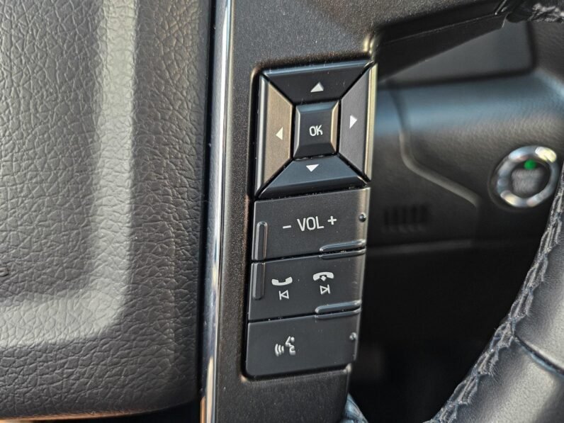 2017 Lincoln Navigator Select