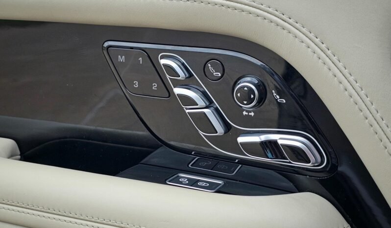 
								2020 Land Rover Range Rover Supercharged Autobiography full									