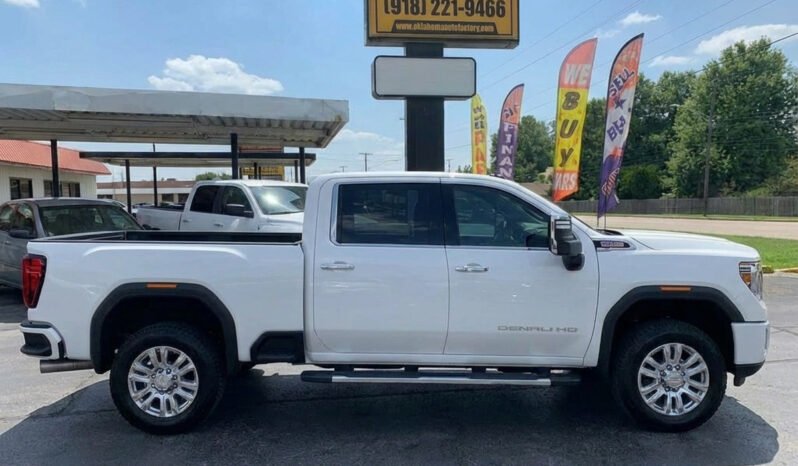 
								2022 GMC Sierra 2500HD Denali full									