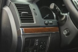 
										Toyota Land Cruiser Heritage Edition full									