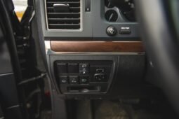 
										Toyota Land Cruiser Heritage Edition full									