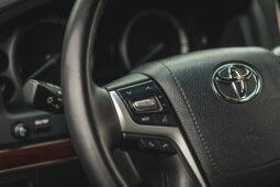 
										Toyota Land Cruiser Heritage Edition full									