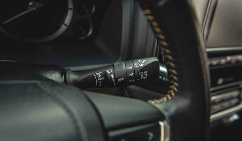 
								Toyota Land Cruiser Heritage Edition full									