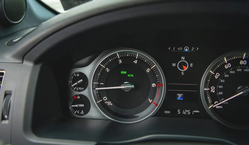 
								Toyota Land Cruiser Heritage Edition full									