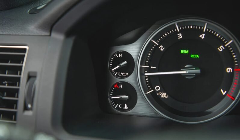 
								Toyota Land Cruiser Heritage Edition full									