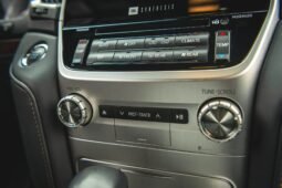 
										Toyota Land Cruiser Heritage Edition full									