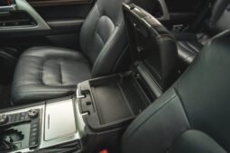 
										Toyota Land Cruiser Heritage Edition full									