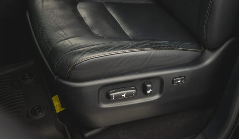 
								Toyota Land Cruiser Heritage Edition full									