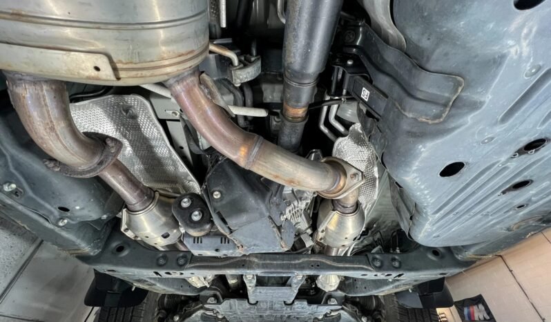 
								Toyota Land Cruiser Heritage Edition full									