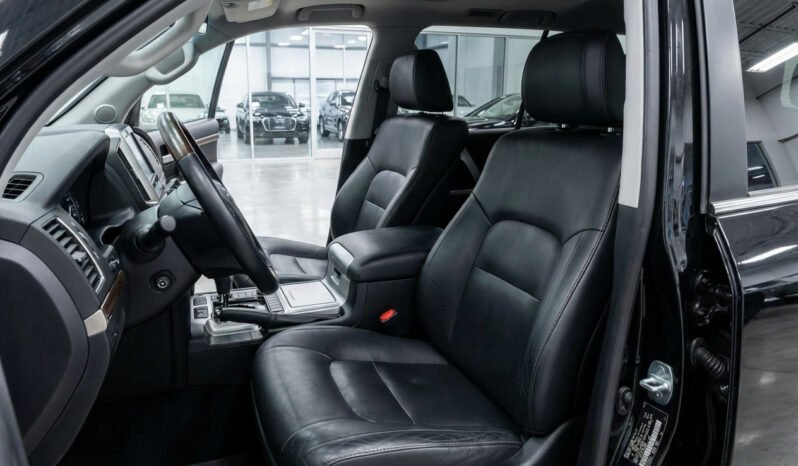 
								Toyota Land Cruiser Heritage Edition full									