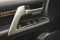 
										Toyota Land Cruiser Heritage Edition full									