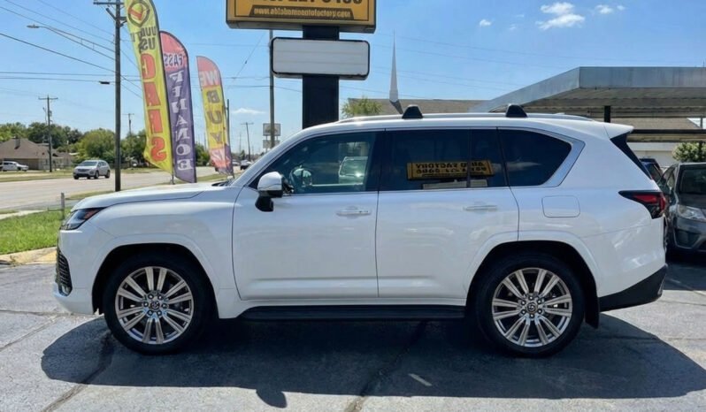 
								2022 Lexus LX 600 Ultra Luxury full									