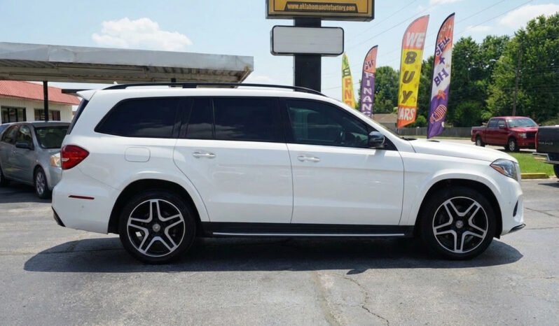 
								2017 Mercedes-Benz GLS 550 full									