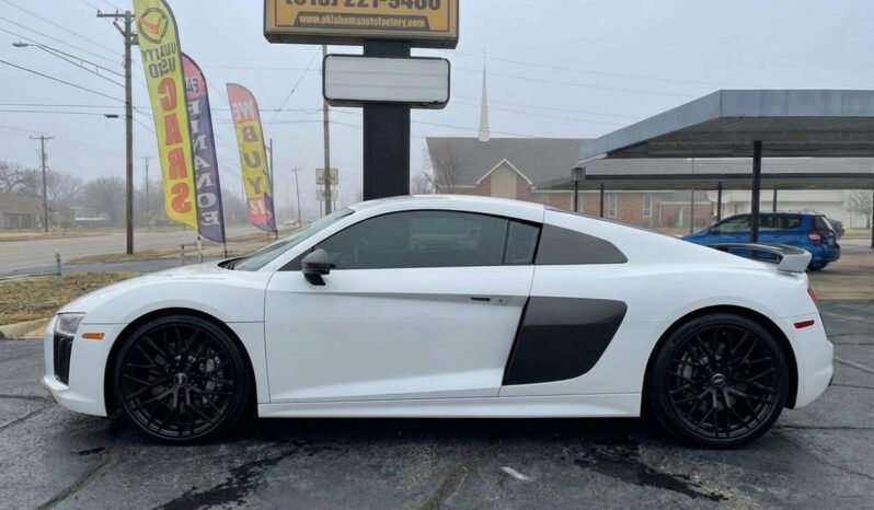 
								2017 Audi R8 5.2 Plus full									