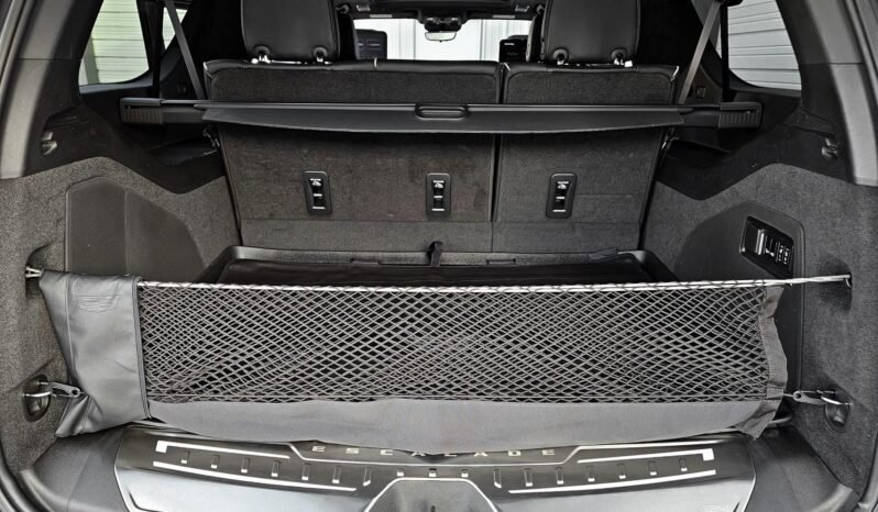 
								2022 Cadillac Escalade ESV Sport Platinum full									