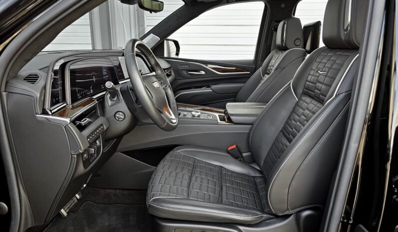 
								2022 Cadillac Escalade ESV Sport Platinum full									