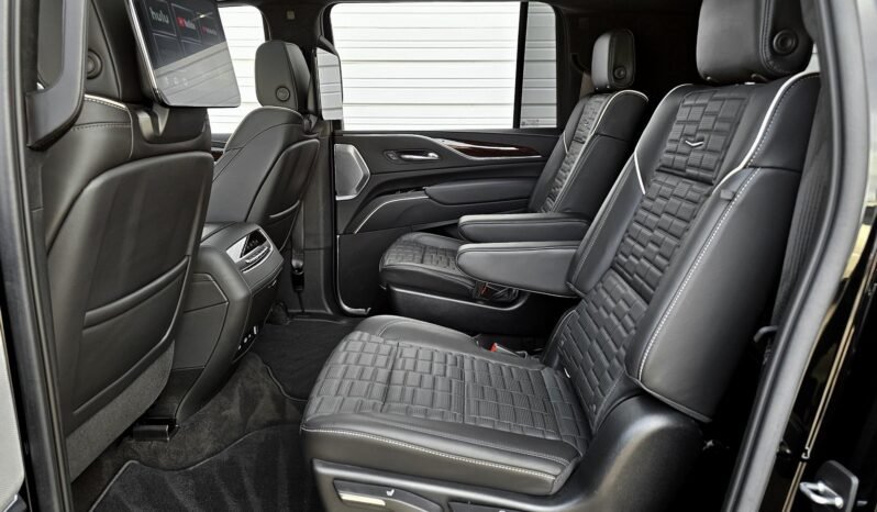 
								2022 Cadillac Escalade ESV Sport Platinum full									