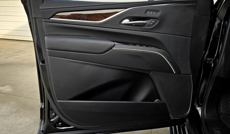 
								2022 Cadillac Escalade ESV Sport Platinum full									