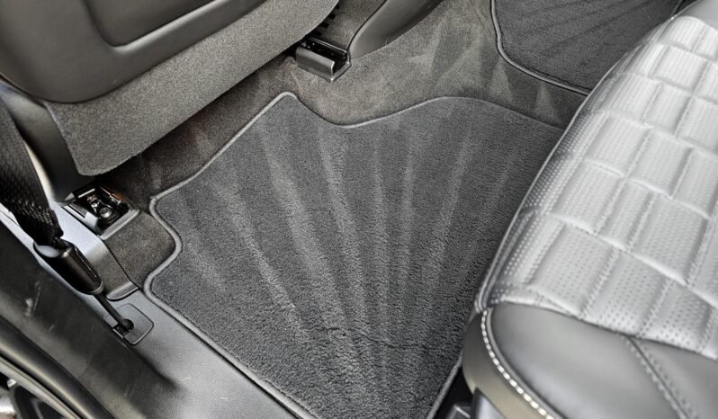 
								2022 Cadillac Escalade ESV Sport Platinum full									