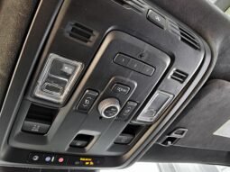 
										2022 Cadillac Escalade ESV Sport Platinum full									