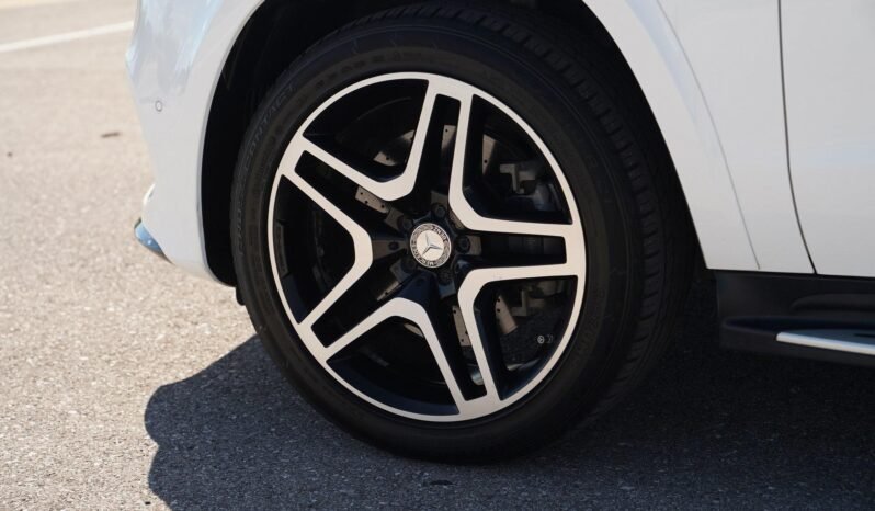 
								2017 Mercedes-Benz GLS 550 full									