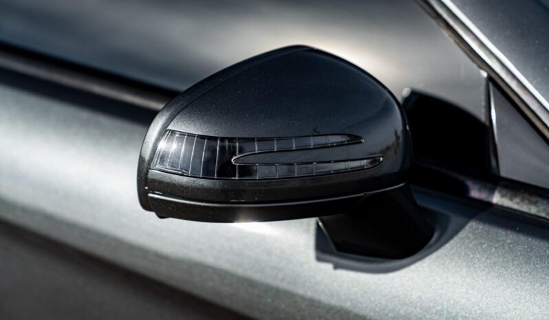 
								2016 Mercedes-Benz SL 550 AMG SPORT full									