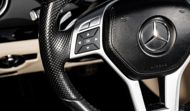 
								2016 Mercedes-Benz SL 550 AMG SPORT full									