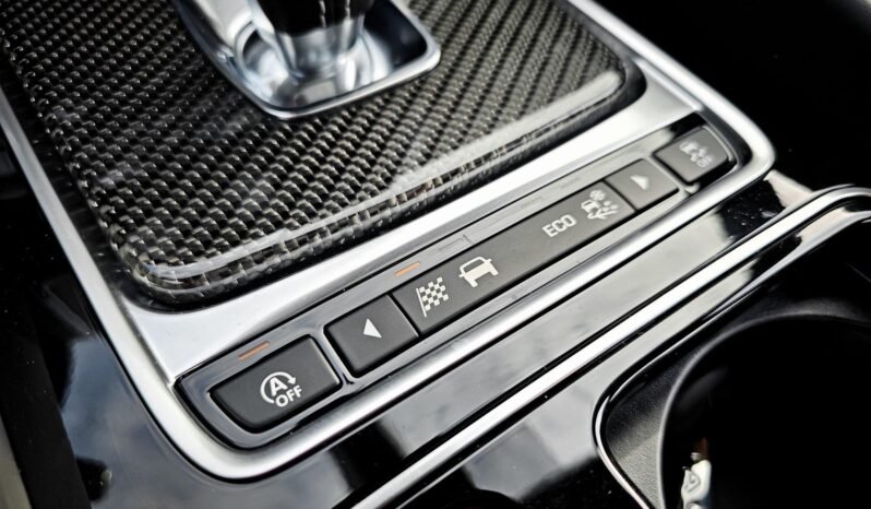 
								2020 Jaguar F-PACE SVR full									