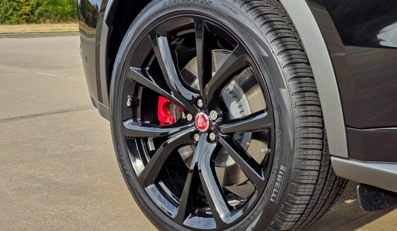 
								2020 Jaguar F-PACE SVR full									