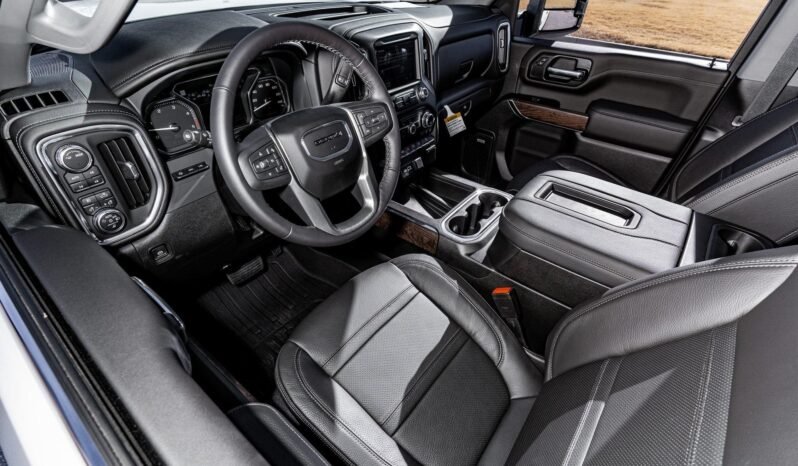 
								2022 GMC Sierra 2500HD Denali full									