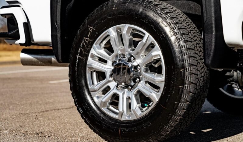 
								2022 GMC Sierra 2500HD Denali full									