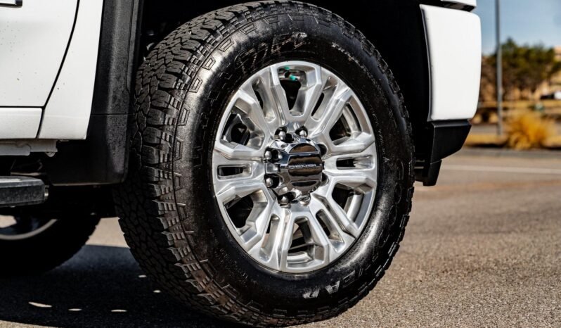 
								2022 GMC Sierra 2500HD Denali full									