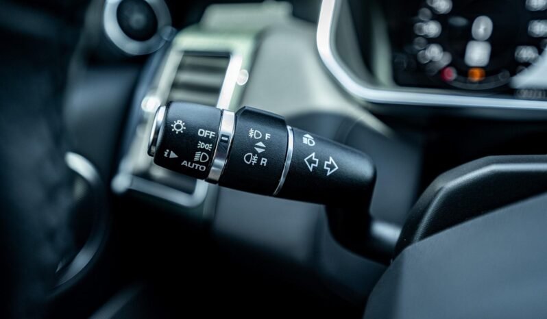 
								2019 Land Rover Range Rover Sport Supercharged full									