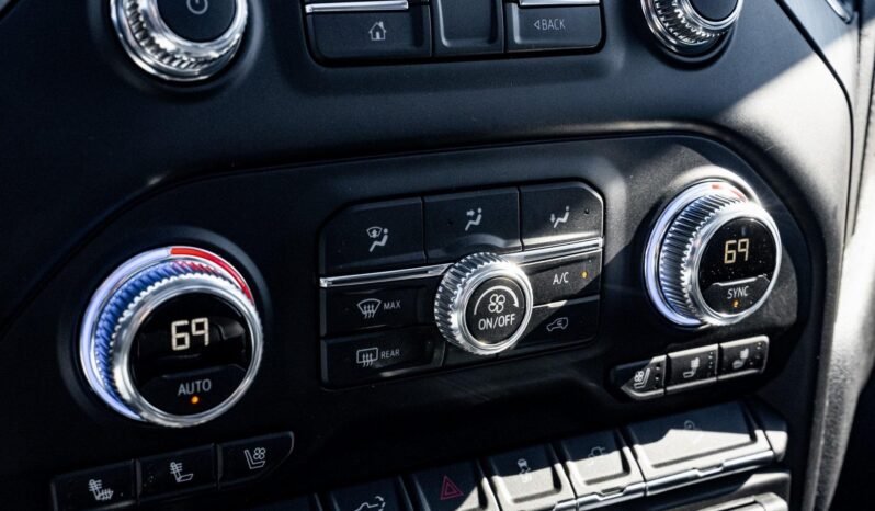 
								2022 GMC Sierra 2500HD Denali full									