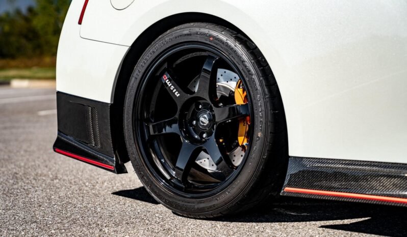 
								2016 Nissan GT-R NISMO full									