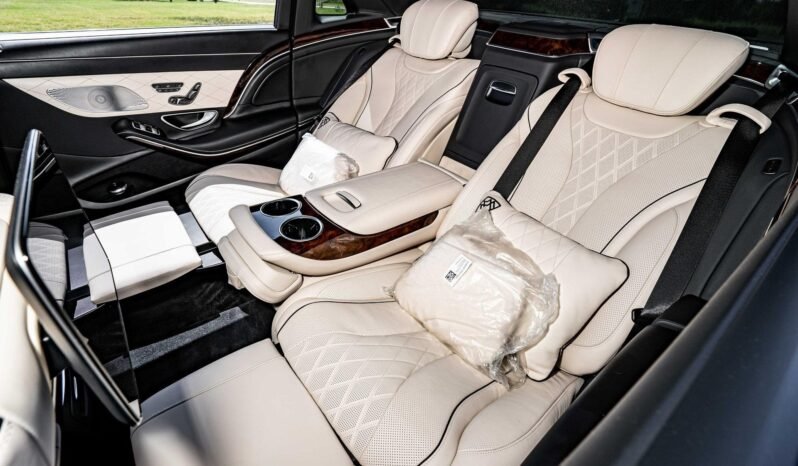 
								2018 Mercedes-Benz Maybach S 560 full									