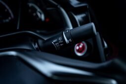 
										2019 Honda Civic Si full									
