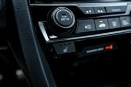 
										2019 Honda Civic Si full									