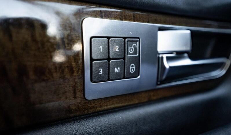
								2013 Land Rover Range Rover Sport HSE full									