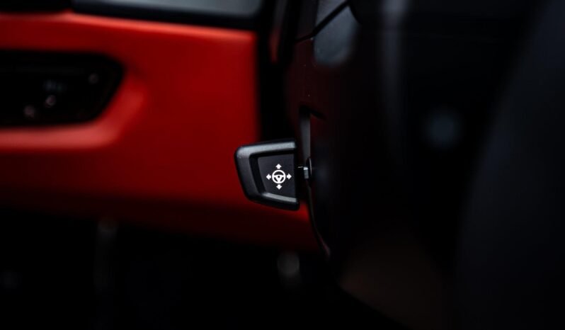 
								2020 BMW M8 Competition full									