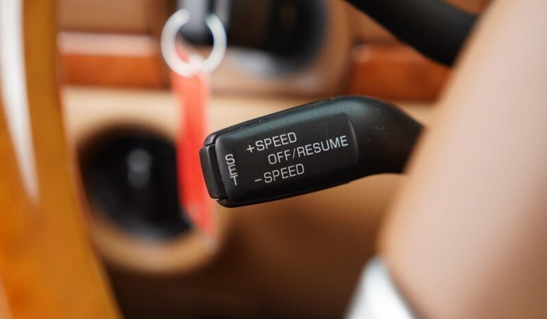 
								2005 Porsche Cayenne Turbo full									