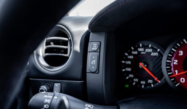 
								2016 Nissan GT-R NISMO full									