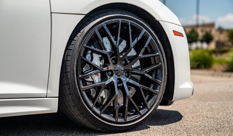 
								2017 Audi R8 5.2 Plus full									