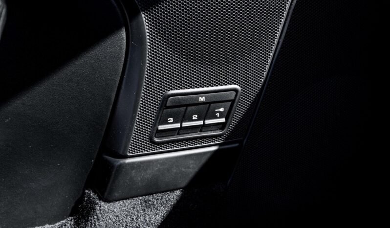 
								2010 Porsche 911 TURBO full									