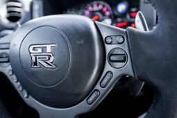 
										2016 Nissan GT-R NISMO full									